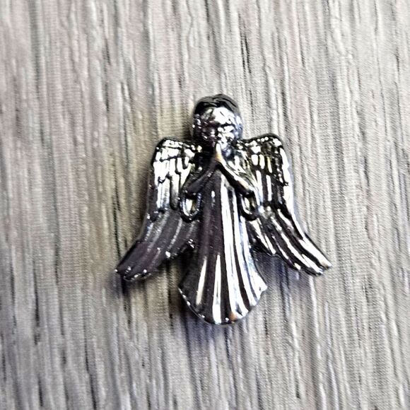 ZOX ANGEL #231  NEW SILVER CHARM collectible for singles - Picture 1 of 3